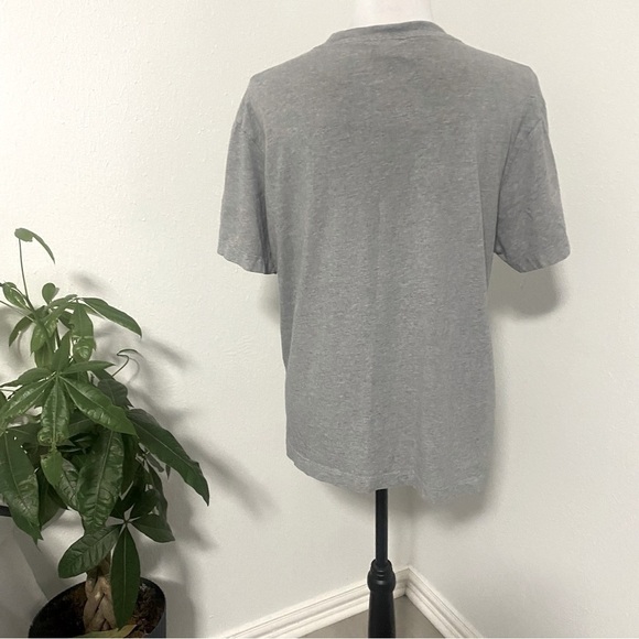 Nike Unisex Small Embroidered Logo Short Sleeve T-Shirt Gray - Picture 4 of 7